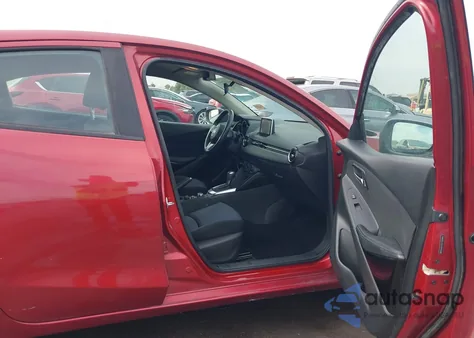 2016 Scion Ia z USA, uszkodzony, nr VIN 3MYDLBZV3GY125949